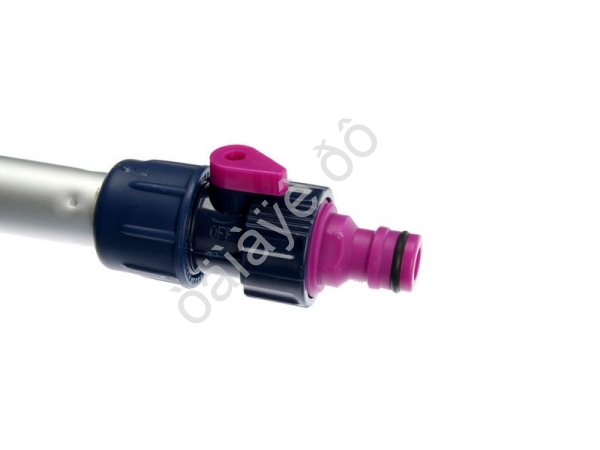 Щетка телескопическая д/мытья а/м с краном SF-610 1/14