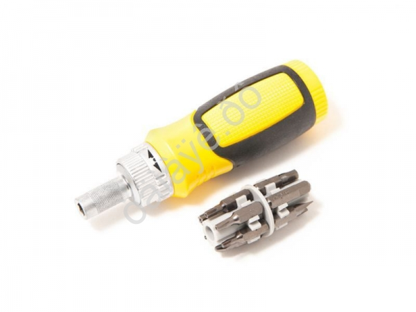 Отвертка реверсивная  с комплектом бит:SL5,SL6,PH1,PH2,T10,T15,T20,T30,U6,H4,H5,H6 (13пр.)в блистере BaumAuto