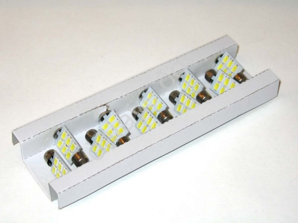 Светодиод 12V T11x36/38 S8,5 6SMD (5630) WHITE "Маяк" /10