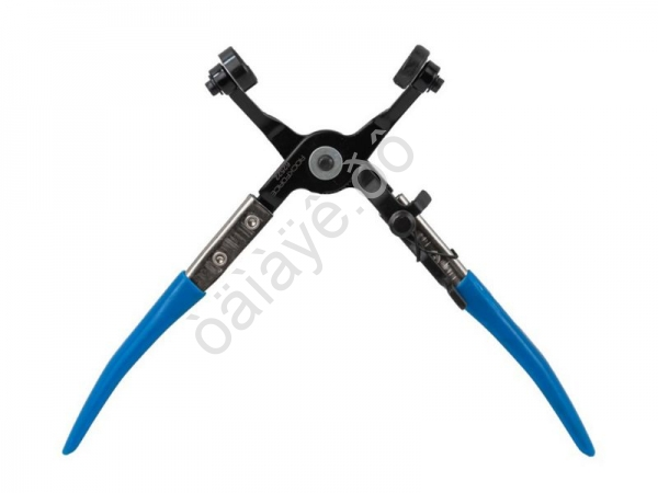 Клещи для снятия хомутов систем охлаждения изогнутые RockFORCE Клещи для снятия хомутов систем охлаждения изогнутые RockFORCE